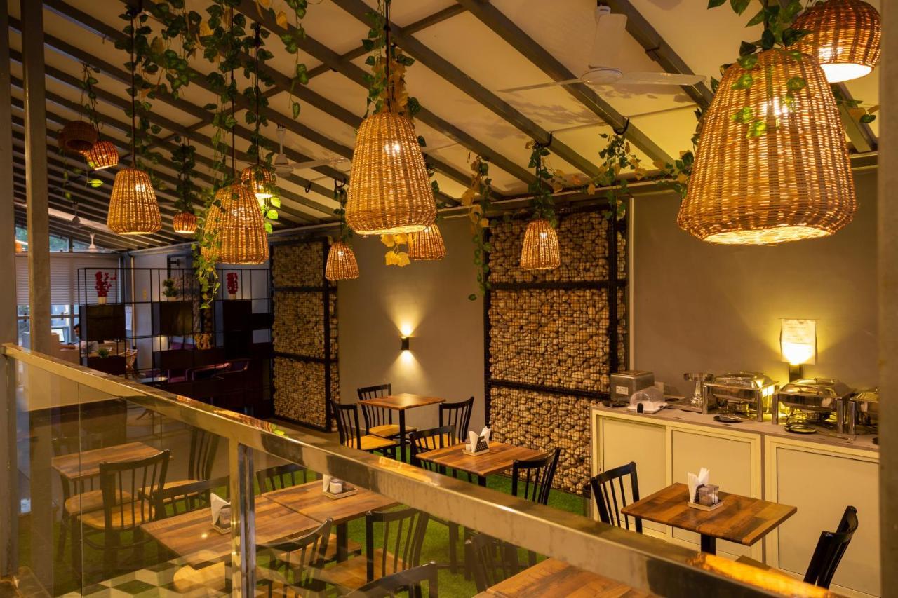 The Porto By Lagom Vagator Goa Near Ozran Beach Anjuna Exterior photo